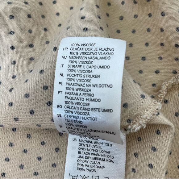 Dress| H&M| polka dots shirt dress| size XSmall - Picture 12 of 14